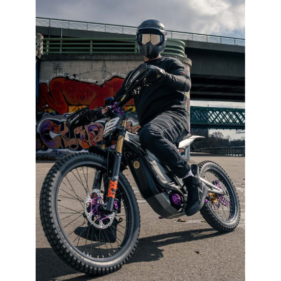 Pando Moto Apex Sneakers - Черни