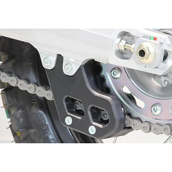 Водач за верига HON CRFL 250-300 черен AXP RACING AX1608