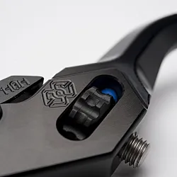 ЛОСТ ЗА СЪЕДИНИТЕЛ GILLES Hand Clutch Lever FXL Black YAMAHA T-MAX